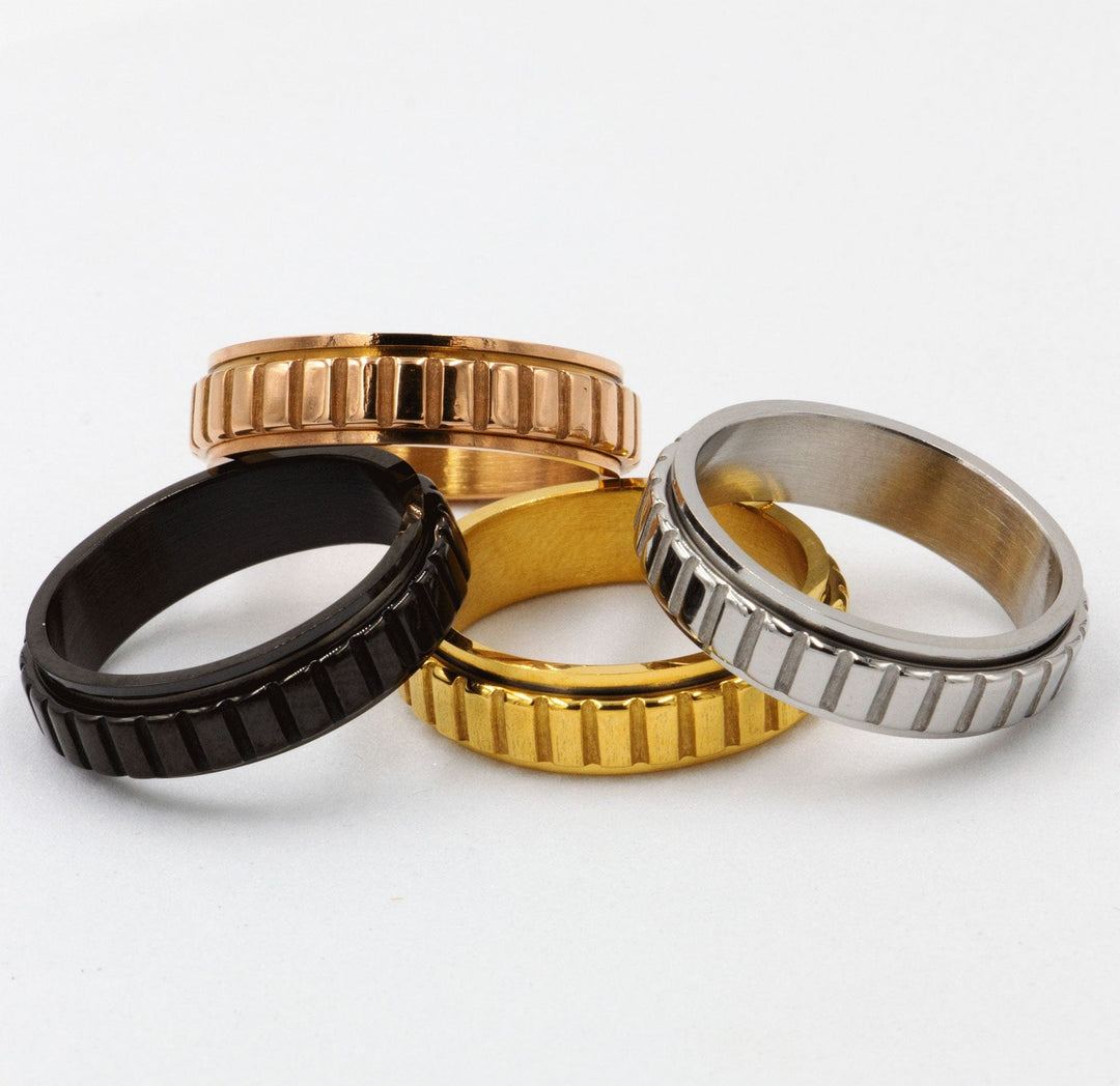 Arden Rotating Worry Ring