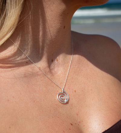 925 Sterling Silver Nortilus Rotating Necklace