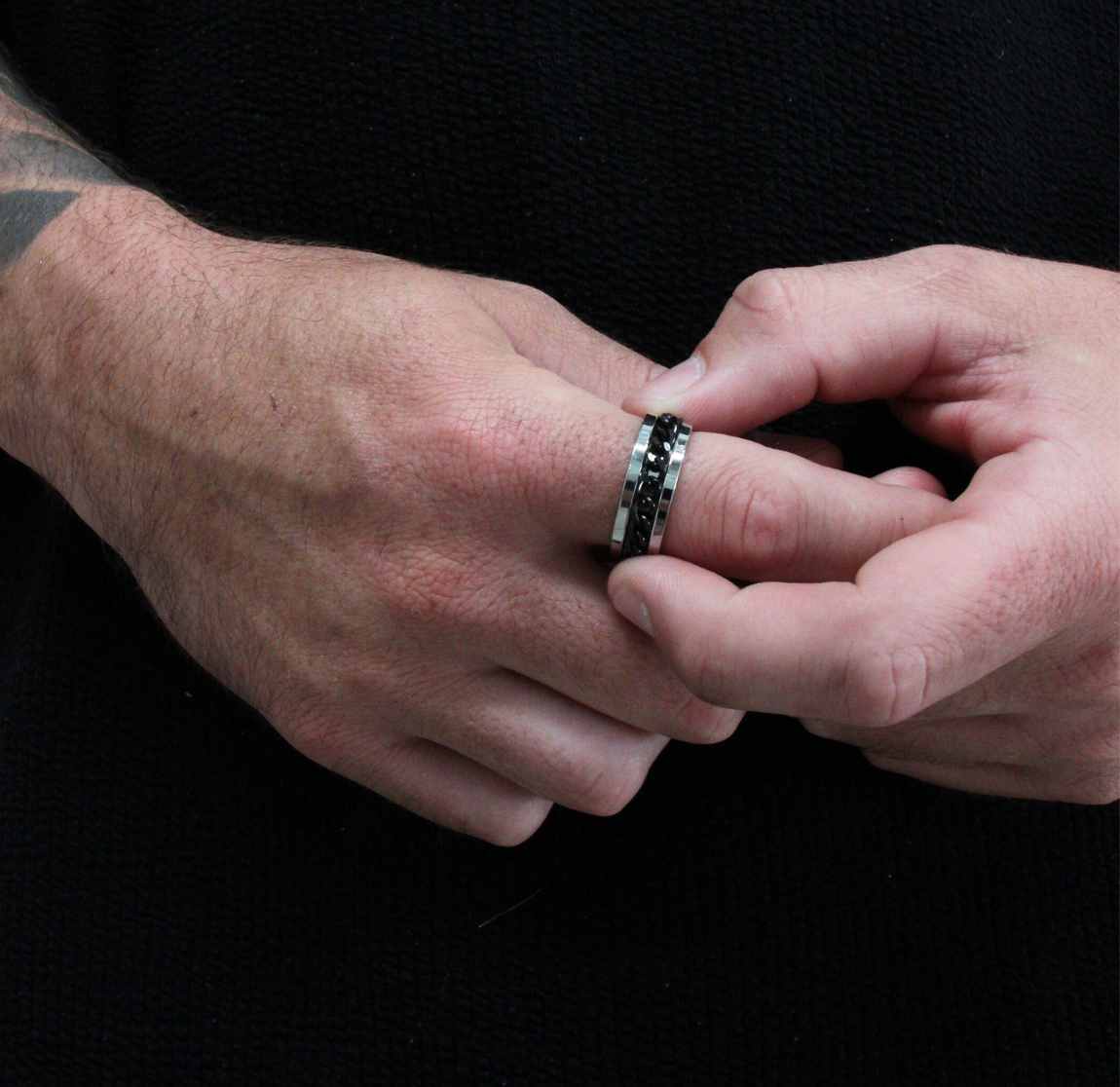 Cuban Link Rotating Worry Ring