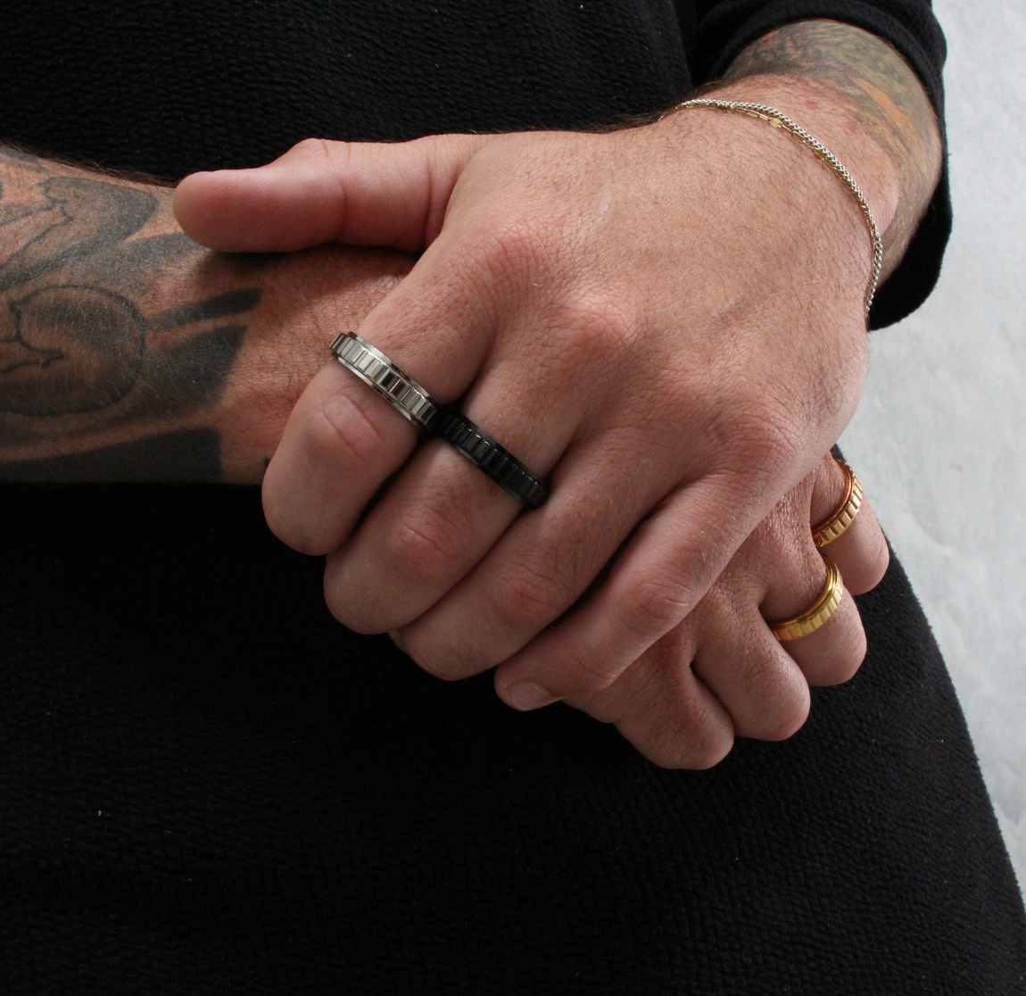 Arden Rotating Worry Ring